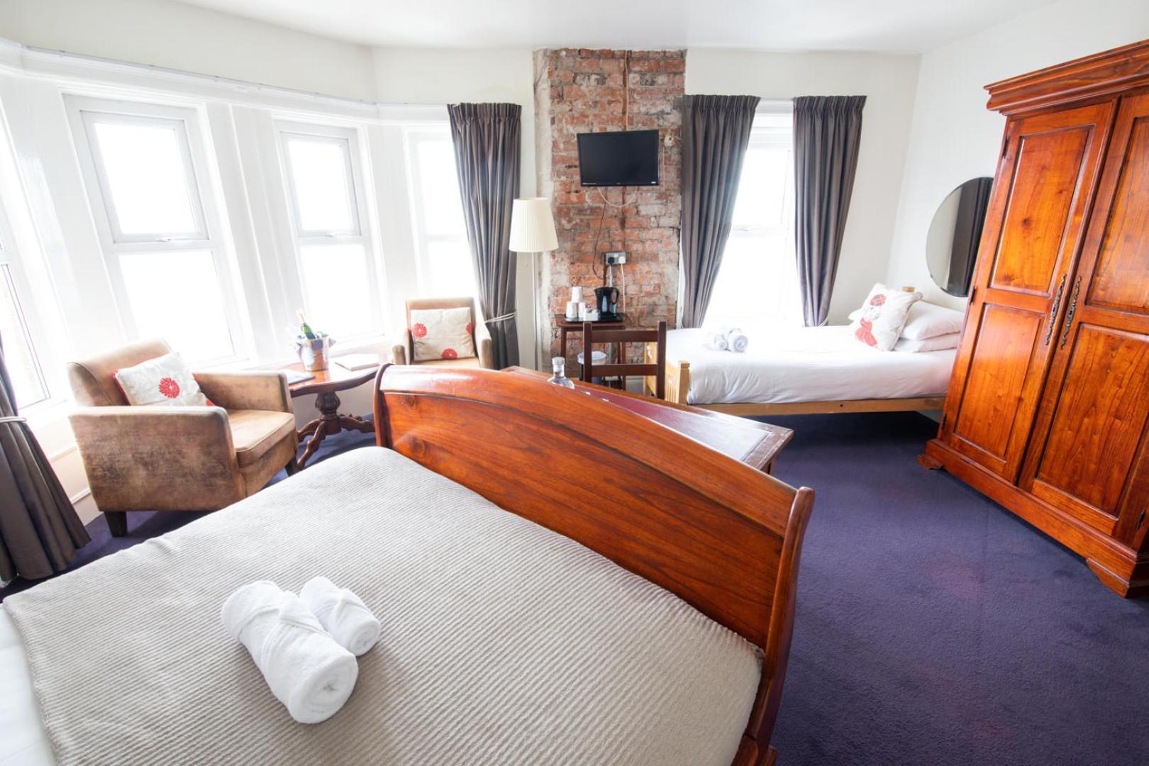 Hotel The Nines à Bangor  Extérieur photo